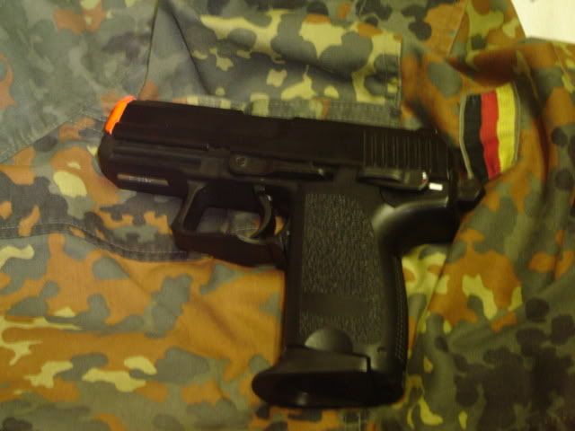 http://i149.photobucket.com/albums/s42/BillyTehBob/Picture067.jpg