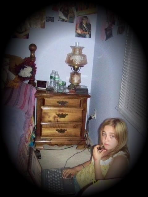 TWEENY ASH