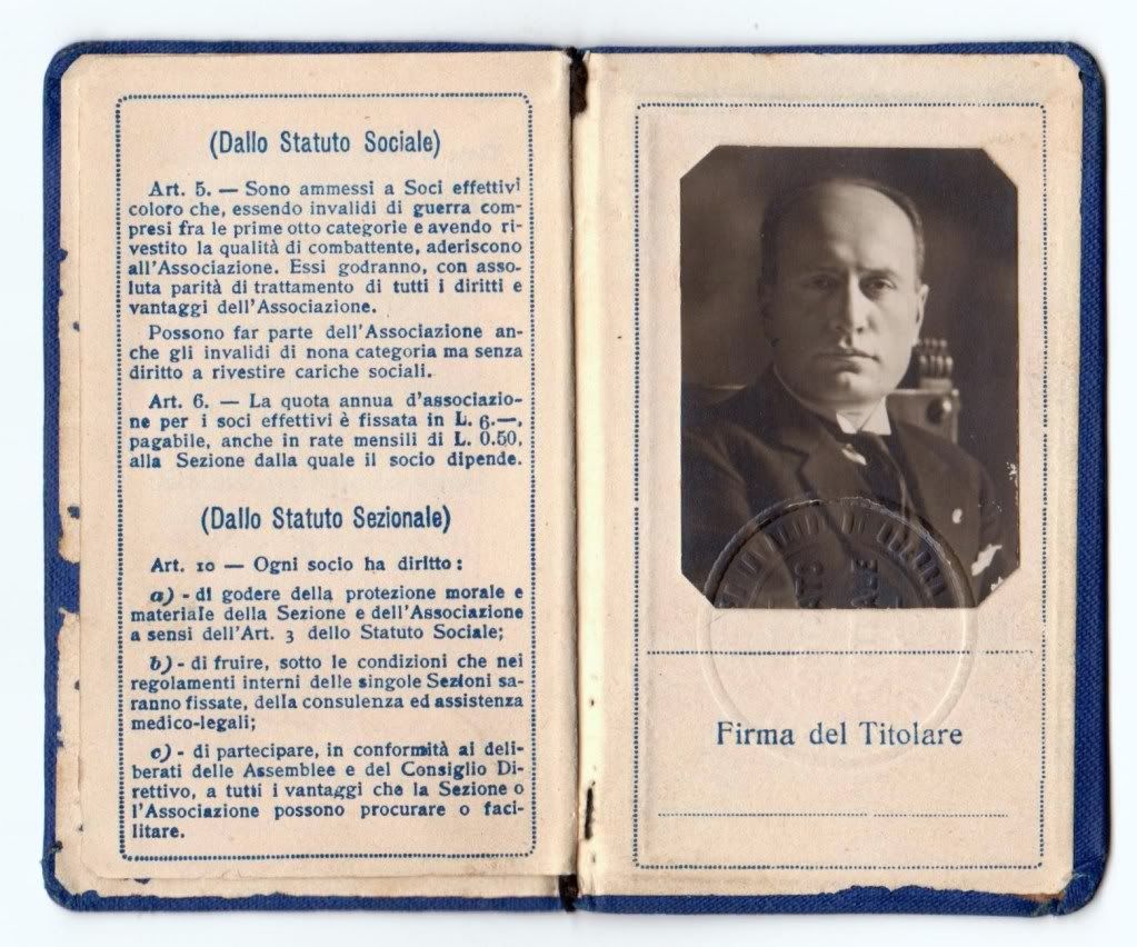 MussoliniIDbooklet7.jpg