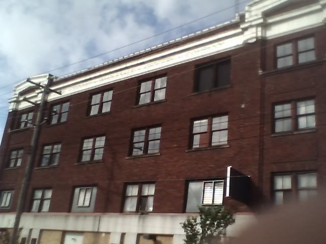 GroceryBuilding.jpg