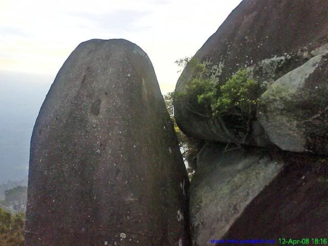 Ini Batu Gunung Datuk.. bukan Lesung.. Pictures, Images and Photos