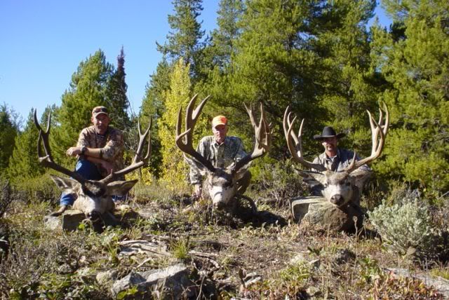 Hunters bag Large Wyoming Bucks in 2007