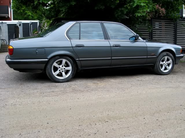 Bmw 730i E32. Just a plain 1988 730i BMW