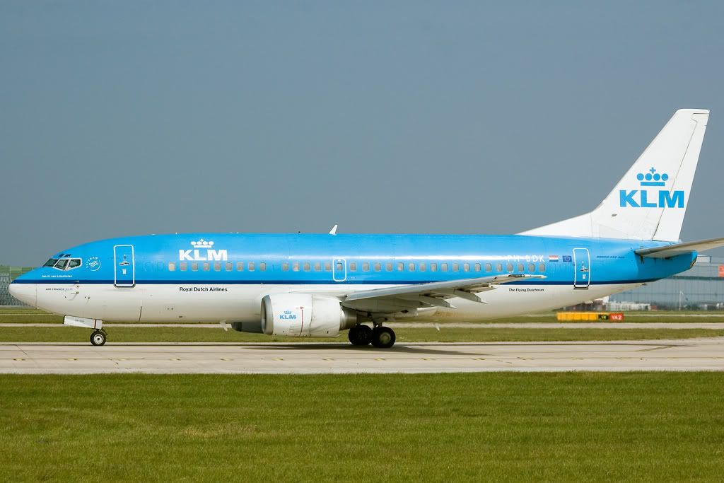 http://i149.photobucket.com/albums/s62/Northern_Git/PHBDK-737-KLM.jpg