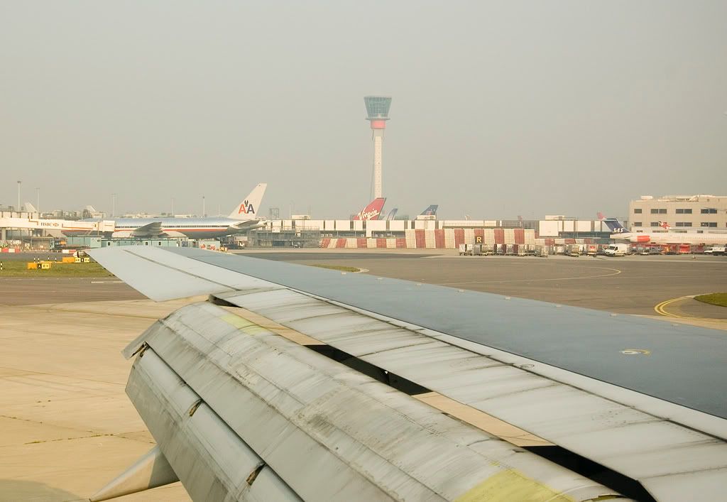 TaxiwayLHR.jpg