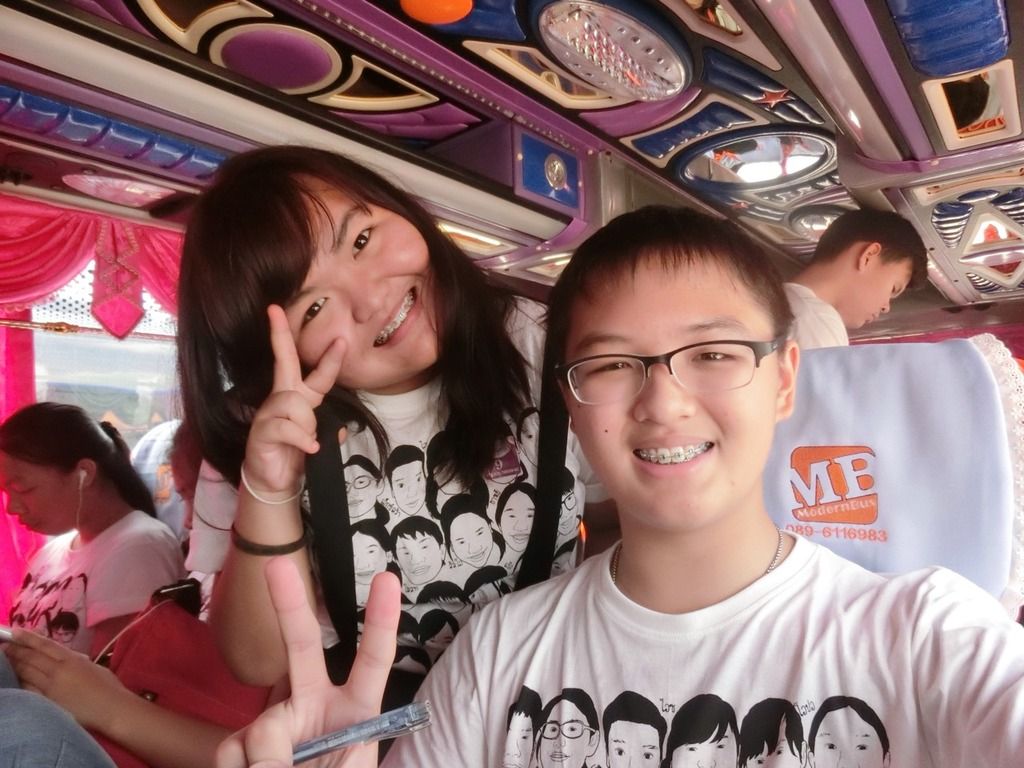 เสื้อรุ่น เสื้อโรงเรียน ทำเสื้อรุ่น เสื้อหน้าคน เสื้อทีม เสื้อแก็งค์ เสื้อรวมญาติ เสื้อแก๊งค์ เสื้อรวม รวมรุ่น