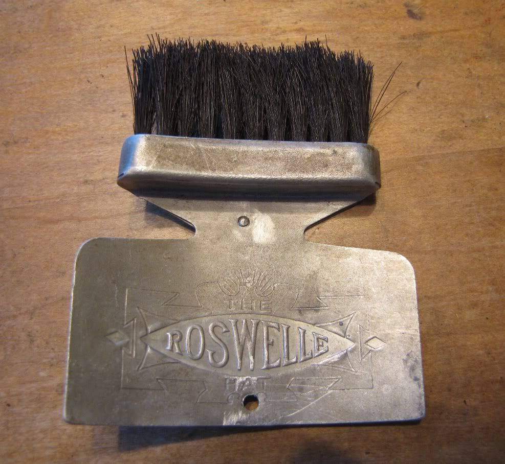 roswelle_brush_1.jpg