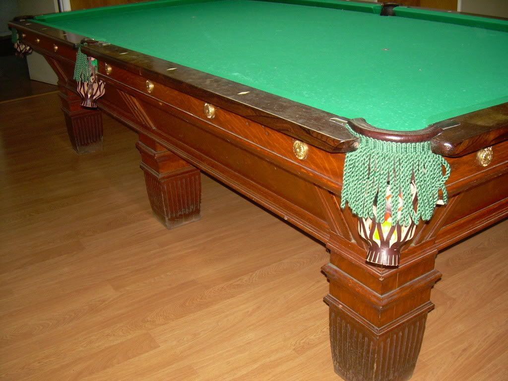 pooltable002.jpg
