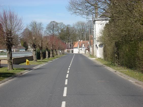 http://i149.photobucket.com/albums/s74/Maltese_Wizard/Belgium/082ApproachingSmallVillage-NorthFra.jpg