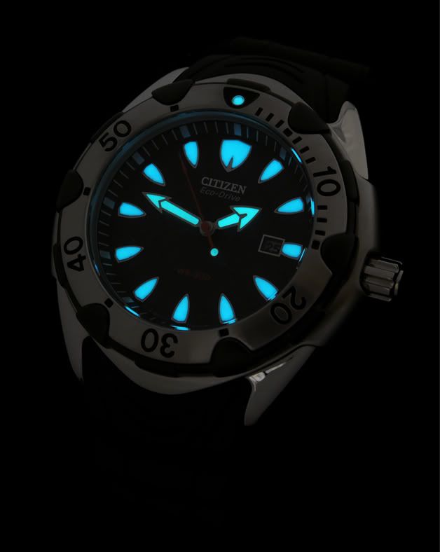 Citizen-rubber-diver-night.jpg