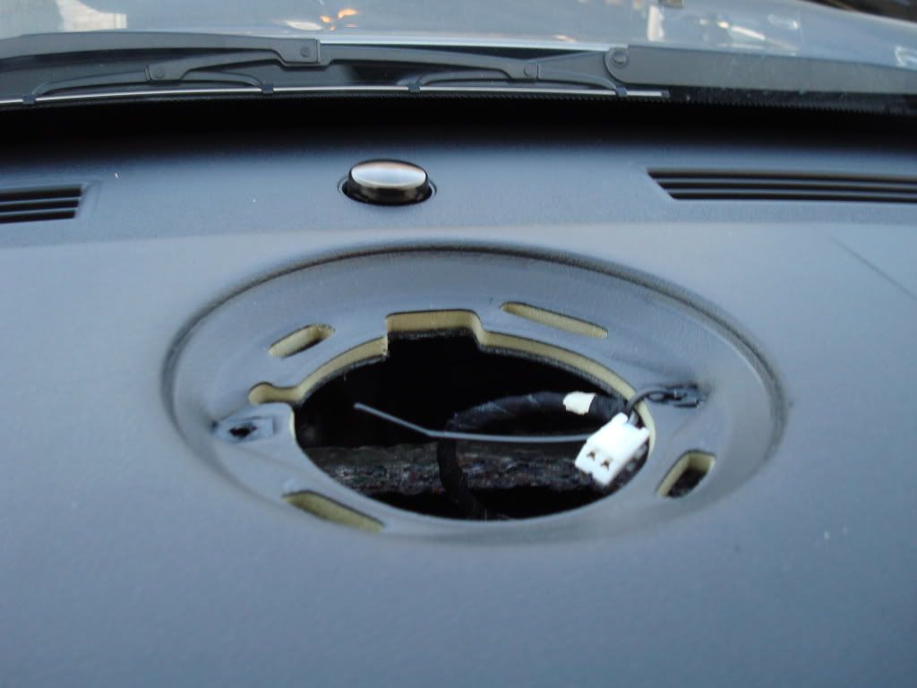 Chrysler 300 dash speaker removal