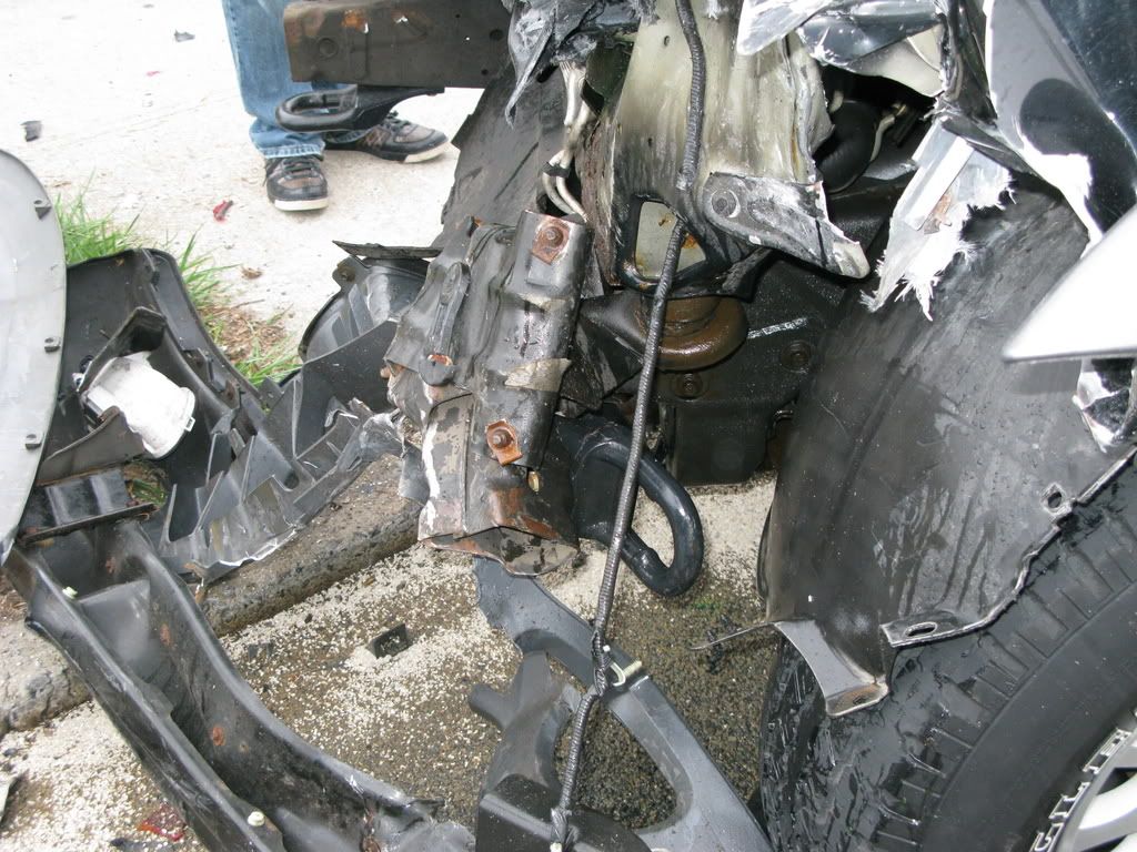 totaled ford expedition cb