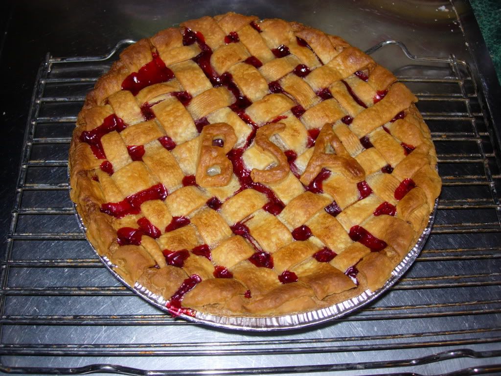 rasberry pie photo: Dutch Oven-baked strawberry amp rasberry pie DSCN0440.jpg