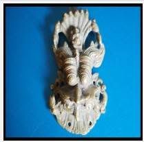 Nazar-battu on Indian doors to ward off Evil eye Nazar-battu on Indian doors to ward off Evil eye