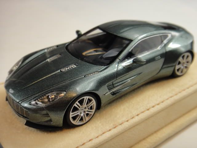 43 TECNOMODEL ASTON MARTIN ONE 77 SUBLIME GREEN N BBR  