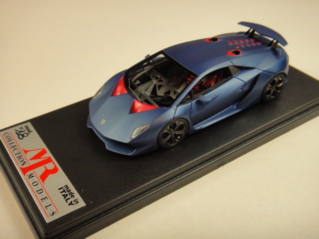 43 MR LAMBORGHINI SESTO ELEMENTO MATT ABU DHABI BLUE  