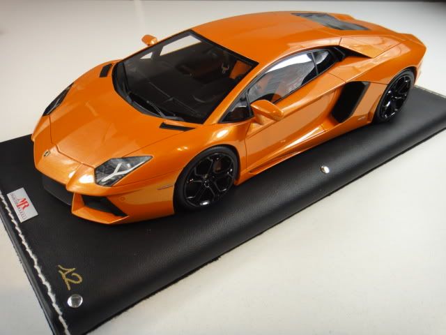 18 MR LAMBORGHINI AVENTADOR BOREALIS ORANGE LIMITED 25 PIECES N BBR 